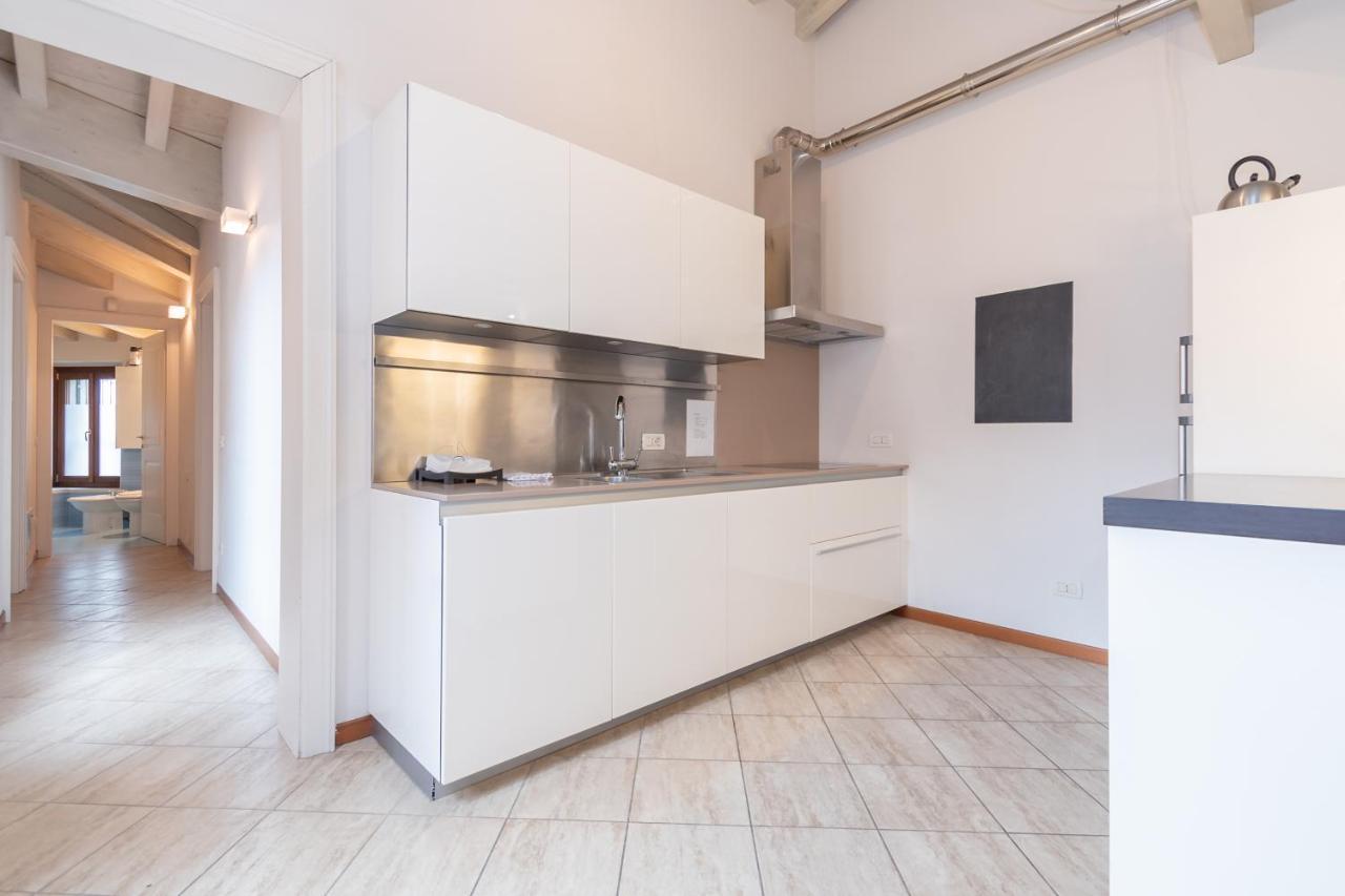 Trilocale Rua Sovera 85 - F&L Aparment Brescia Exteriör bild