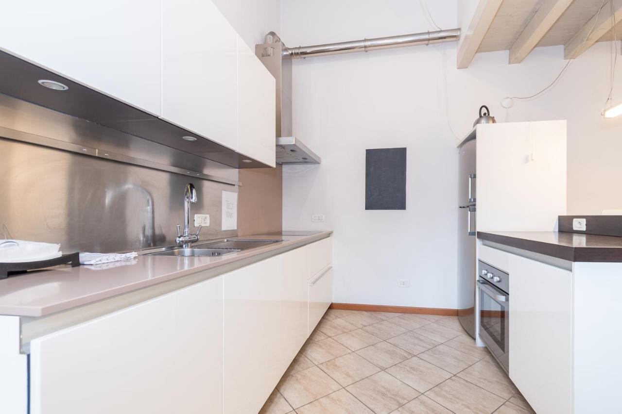 Trilocale Rua Sovera 85 - F&L Aparment Brescia Exteriör bild