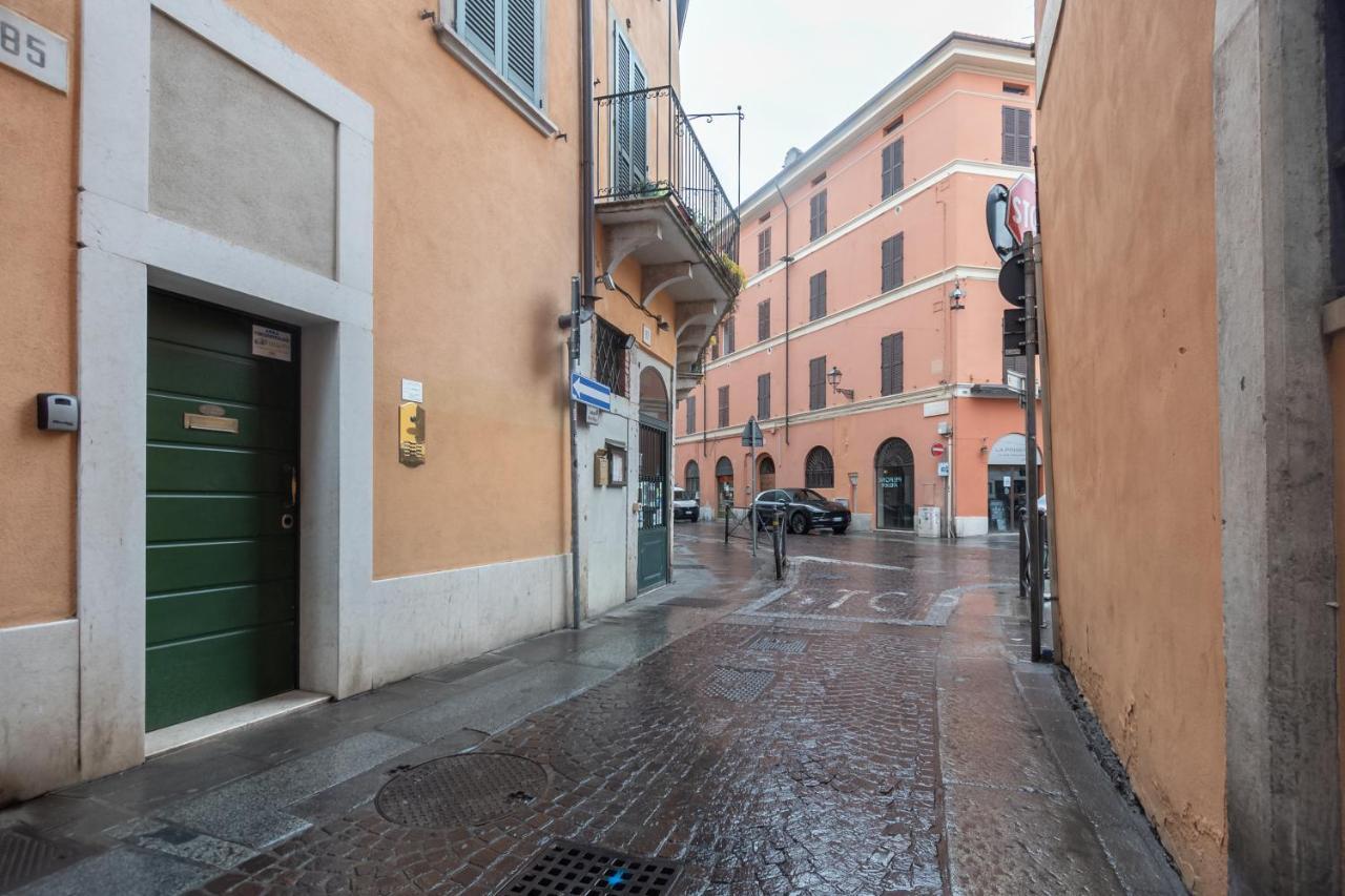 Trilocale Rua Sovera 85 - F&L Aparment Brescia Exteriör bild